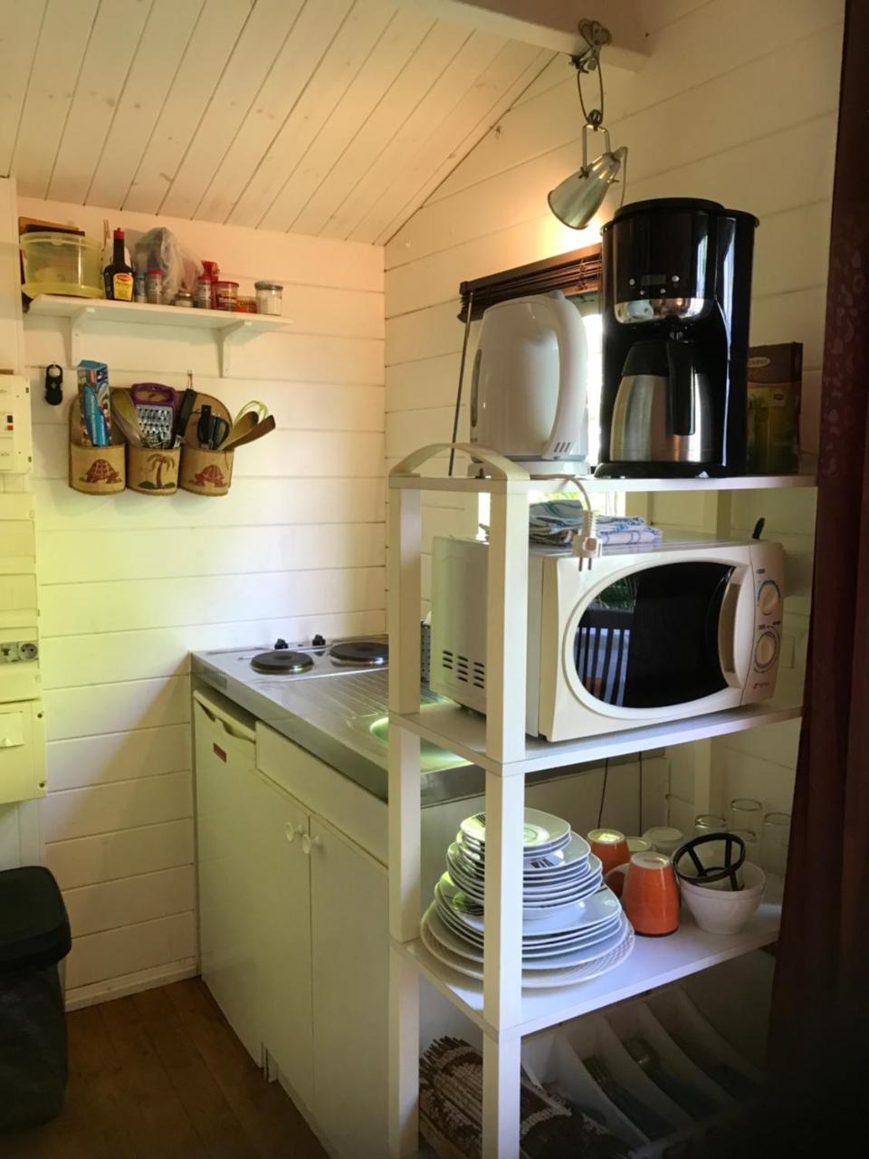 Bungalow Meuble Pres Du Lagon 拉萨尔勒班 外观 照片